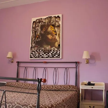 Hotel Alex